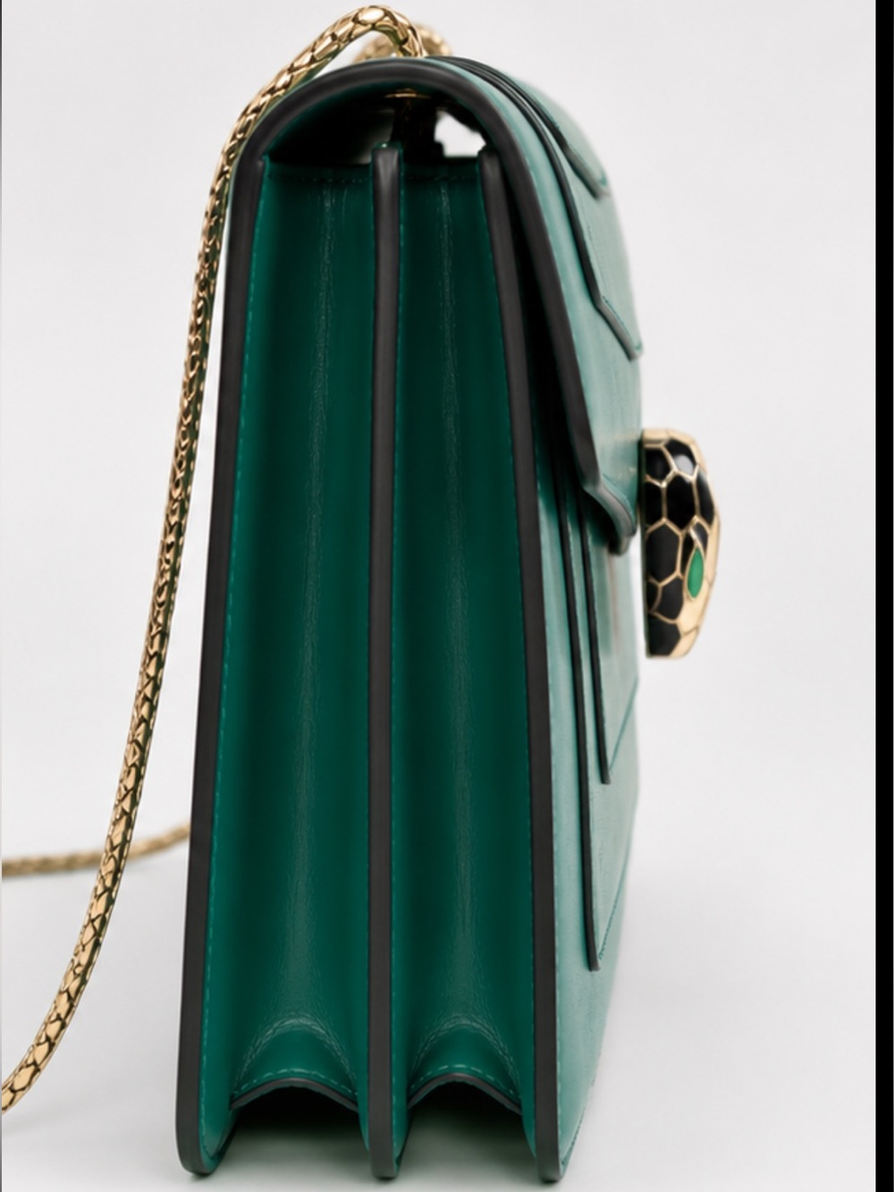 Bvlgari Serpenti Forever Medium Shoulder Bag Emerald Green Calf Leather - Picture 4 of 11